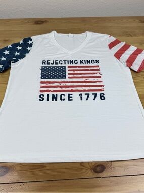 Patriotic 'Rejecting Kings Since 1776' V-Neck Tee USA July 4th Independence Day